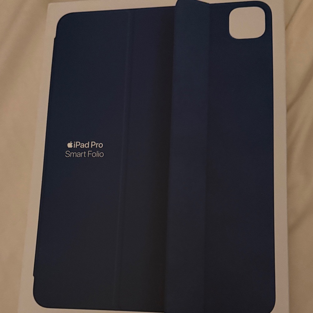 Apple iPad Pro Smart Folio - Navy